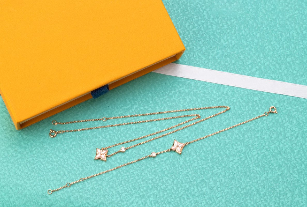 LV STAR PINK MOP 1 DIAMOND PINK GOLD NECKLACE