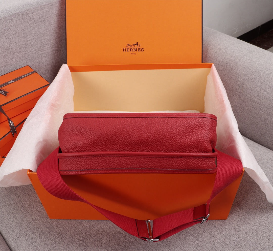 HM EVELYNE BAG 28 RED TOGO