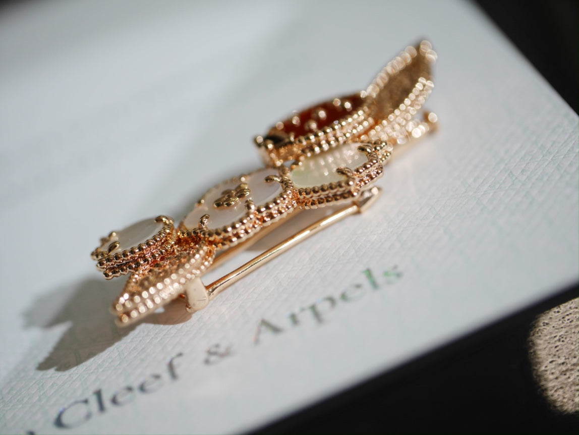 VCA Brooch 01
