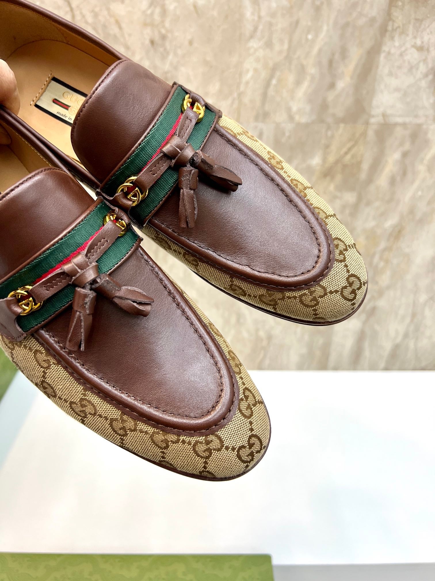 GG Men's Tassel Loafer Brown Cowhide Canvas 548740