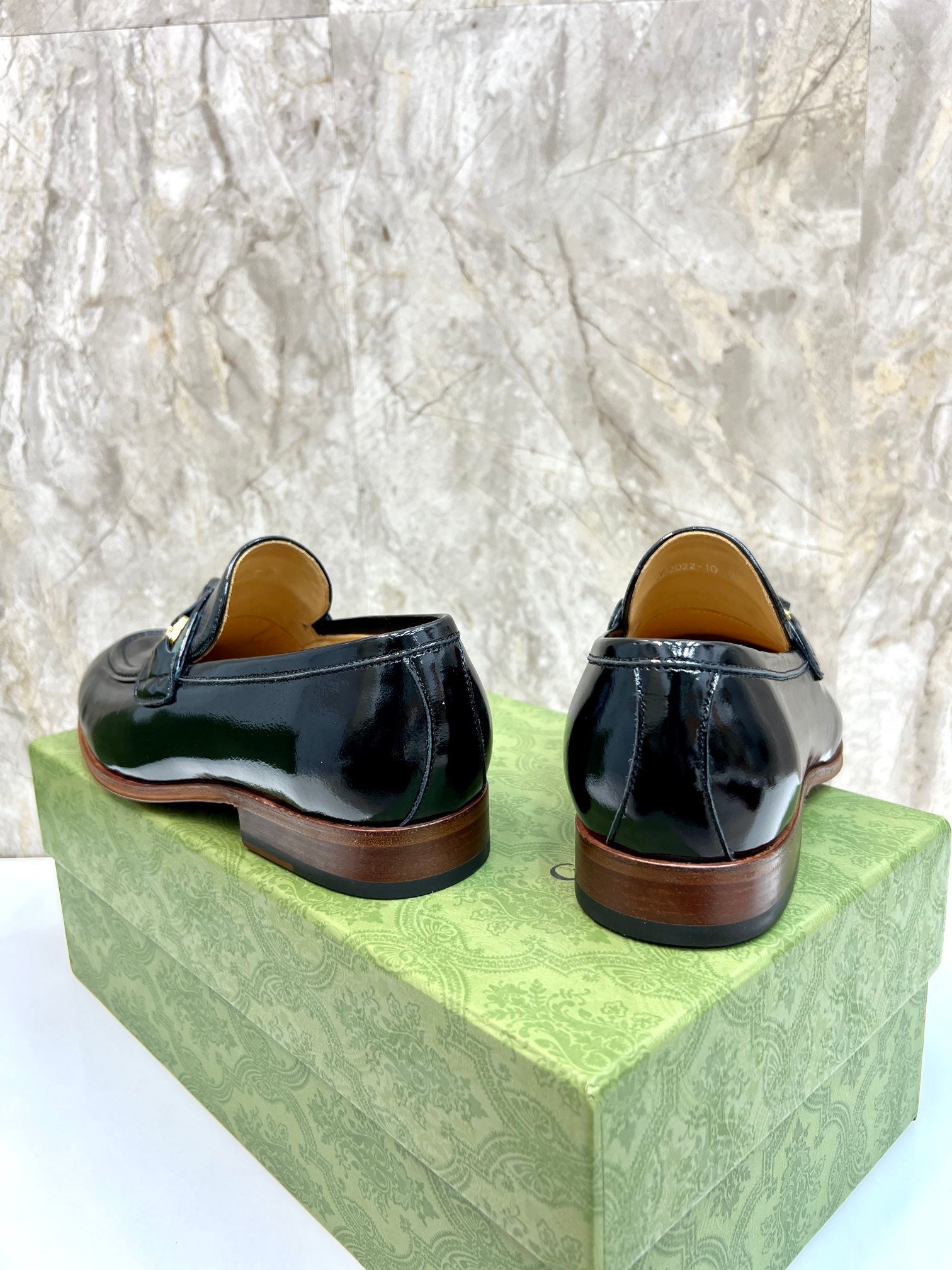 GG Men's Tassel Loafer Black Patent Leather 548745