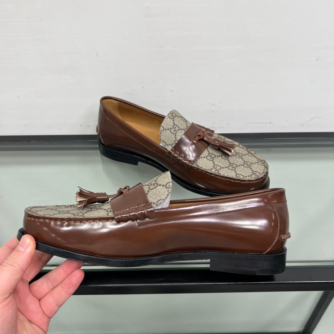 GG Men's Tassel Loafer Brown Patent Leather 559053