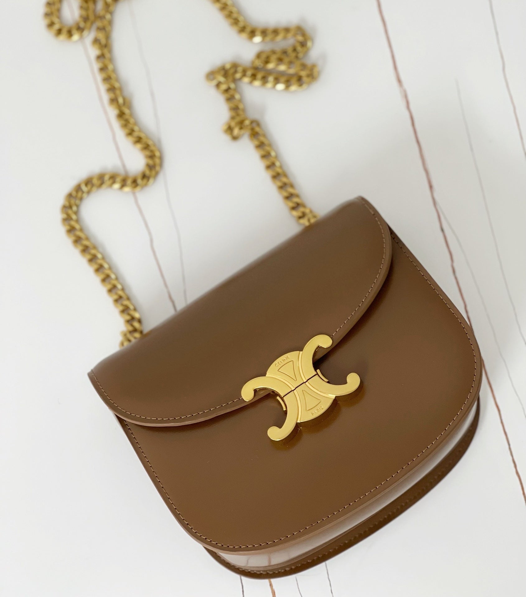 TRIPHOME 19 SADDLE BAG CARAMEL BROWN CALFSKIN
