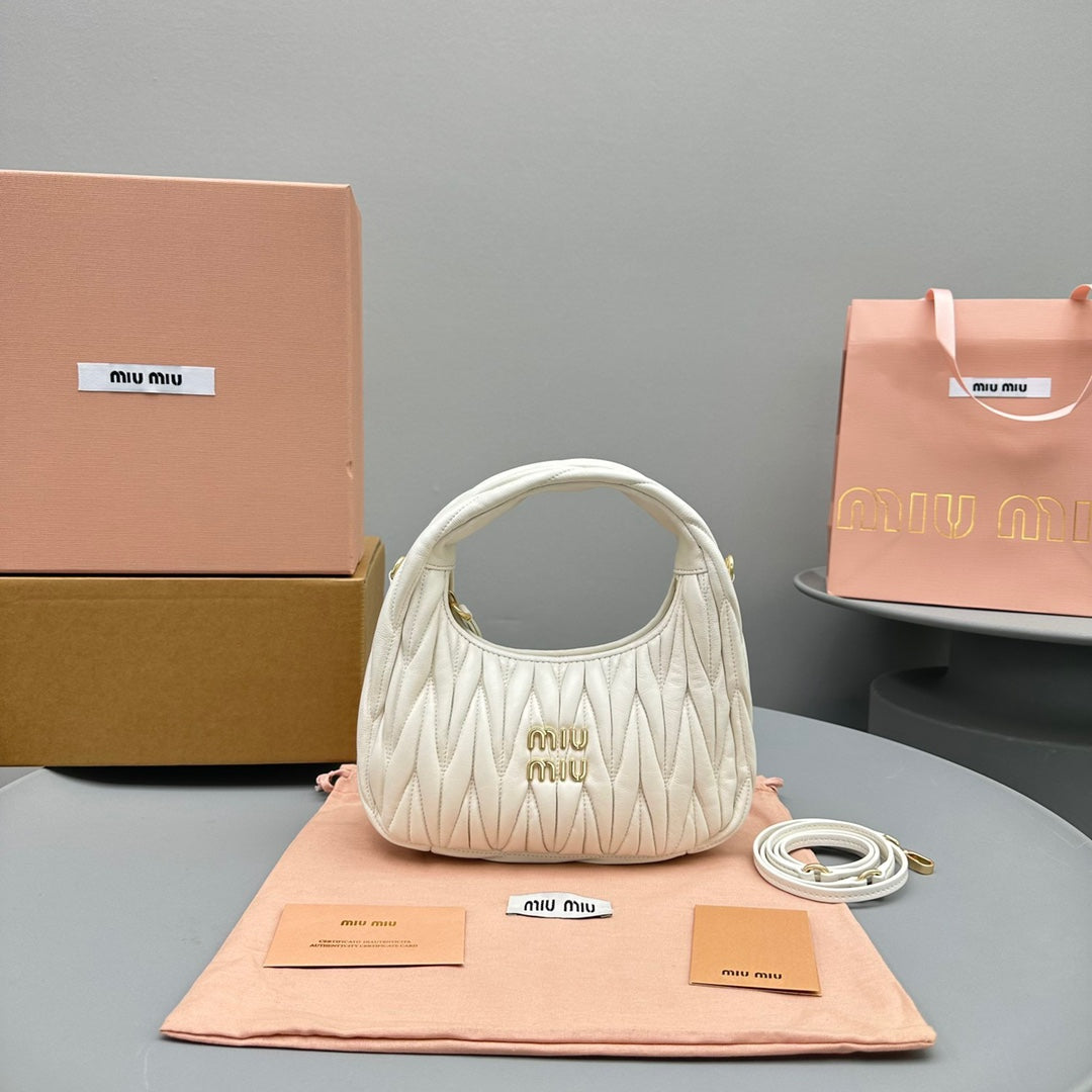 MINI HOBO 20 BAG IN WHITE LAMBSKIN