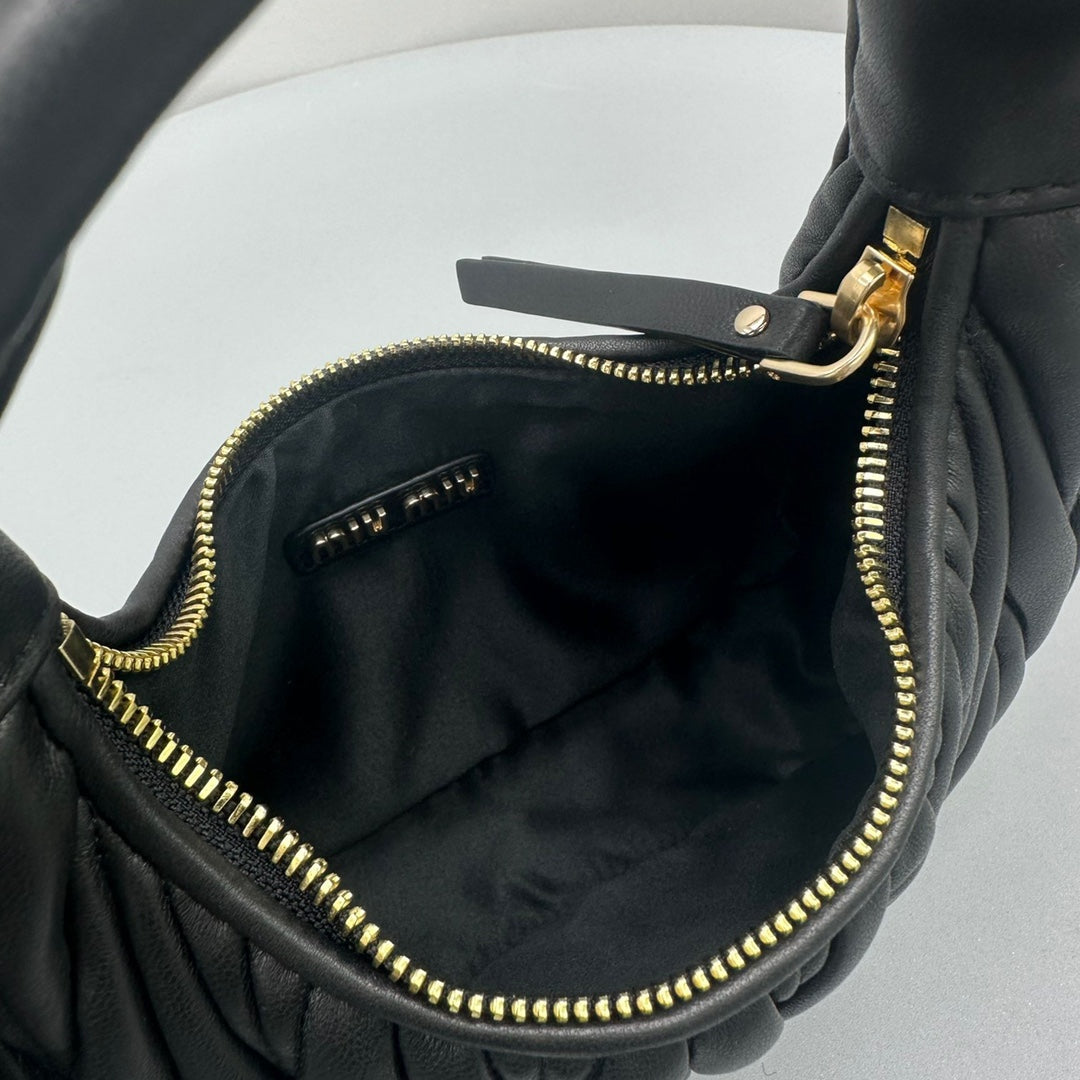 MINI HOBO 20 BAG IN BLACK LAMBSKIN