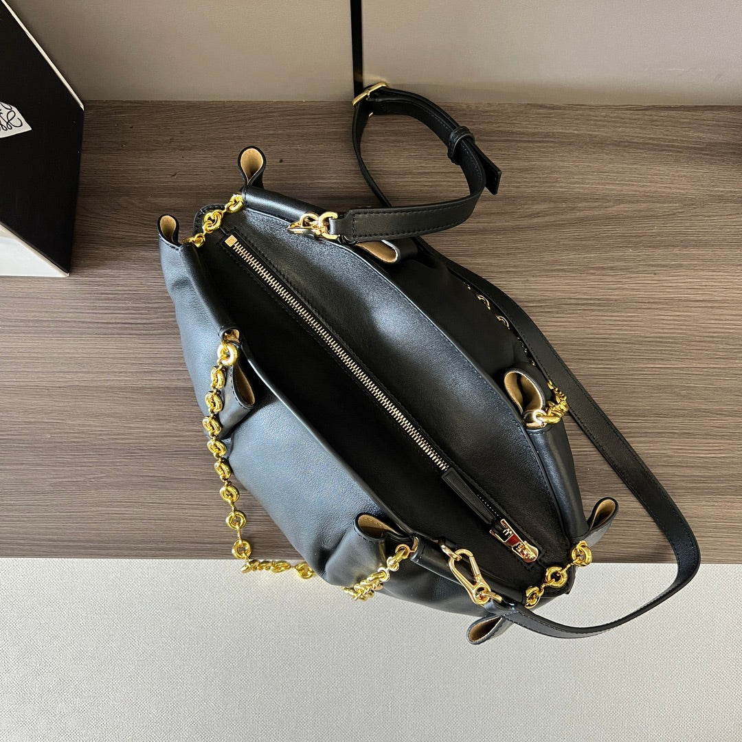 Loewe Small Dumpling Bag 35 Black Calfskin 280637