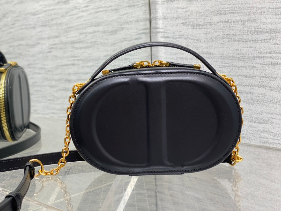 CD Oval camera bag 18 black cowhide leather