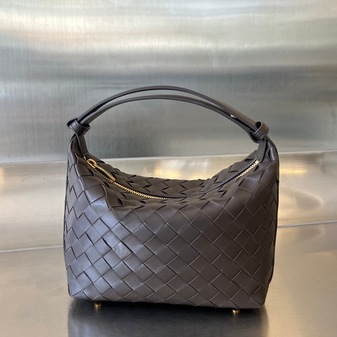 WALLACE 22 BAG CHOCOLATE CALFSKIN