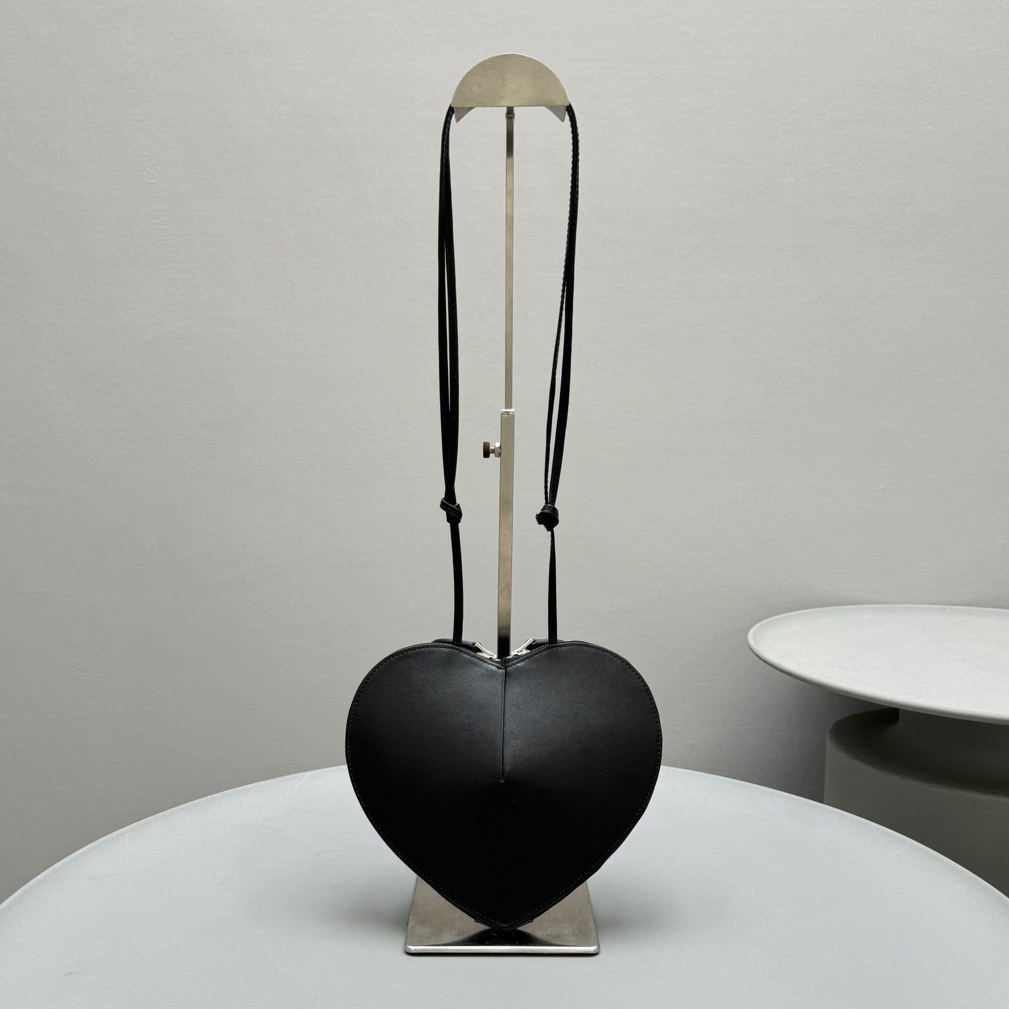 Le Coeur 21cm Black Calfskin Shouder bag