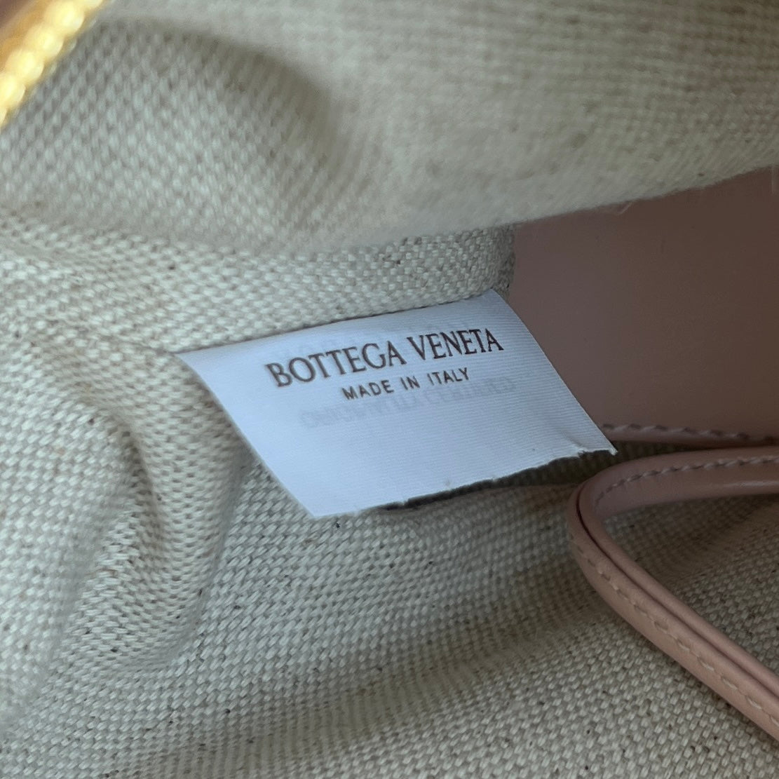 BV Loop Top Handle 19cm Pastel Pink Lambskin