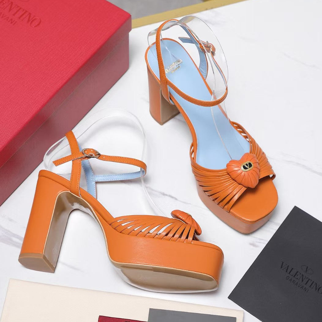 Sandals & Slides