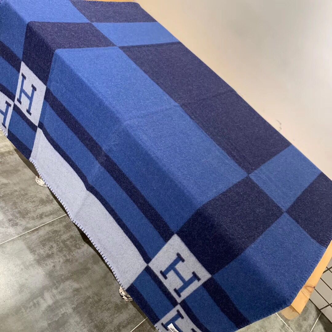 HM Avalon Throw Blanket Marine Wool Cashmere