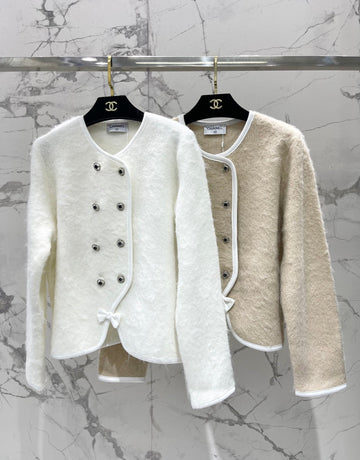 Chanel 2025 Double-breasted Round Neck Coat Wool 323090