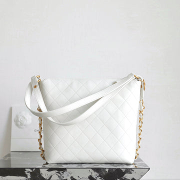 Chanel 25s 𝖧𝗈𝖻𝗈 medium backpack  white calfskin 340203