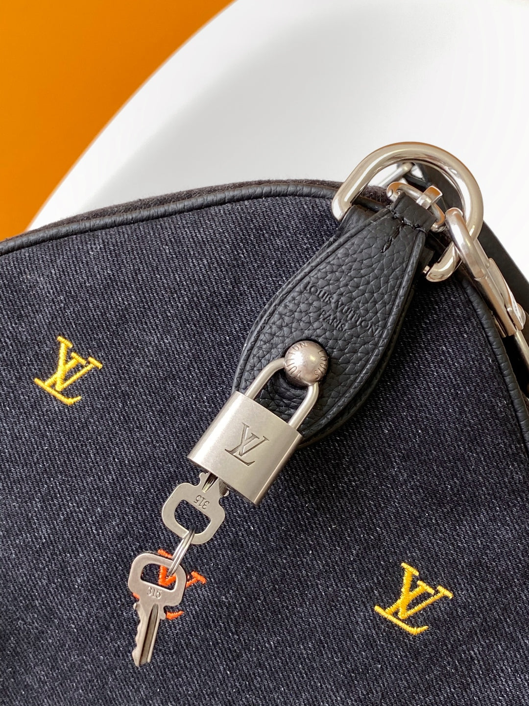 LV Speedy 40 BandouliÃ¨re Bag Black Denim Leather 252470