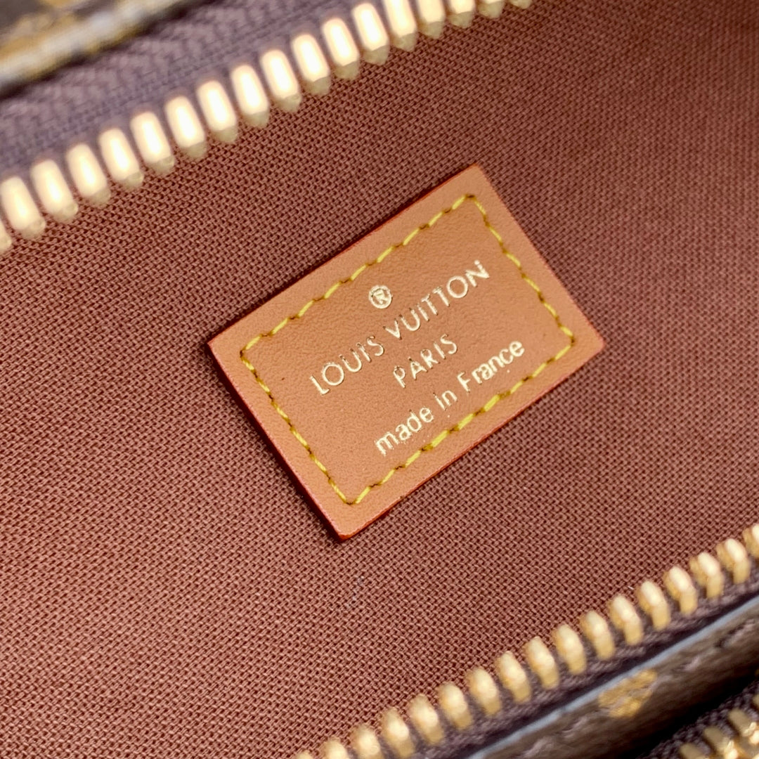 LV Bumbag 15cm Brown Monogram Canvas 330770