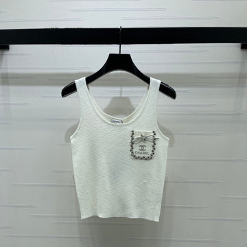 Chanel 2026 Rhinestone Pocket Vest White Tencel Wool 257259