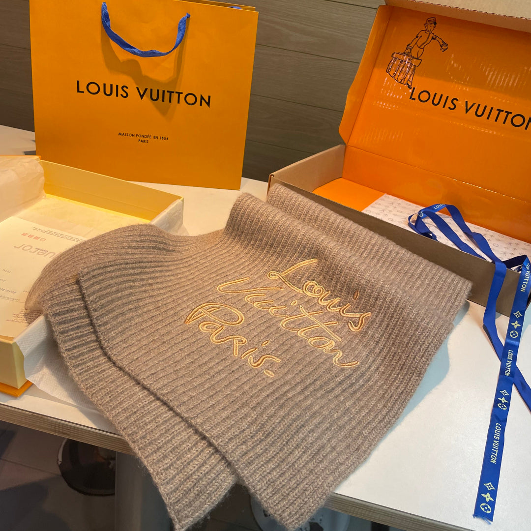 LV Exclusive Scarf 180cm Light Brown Wool 978804