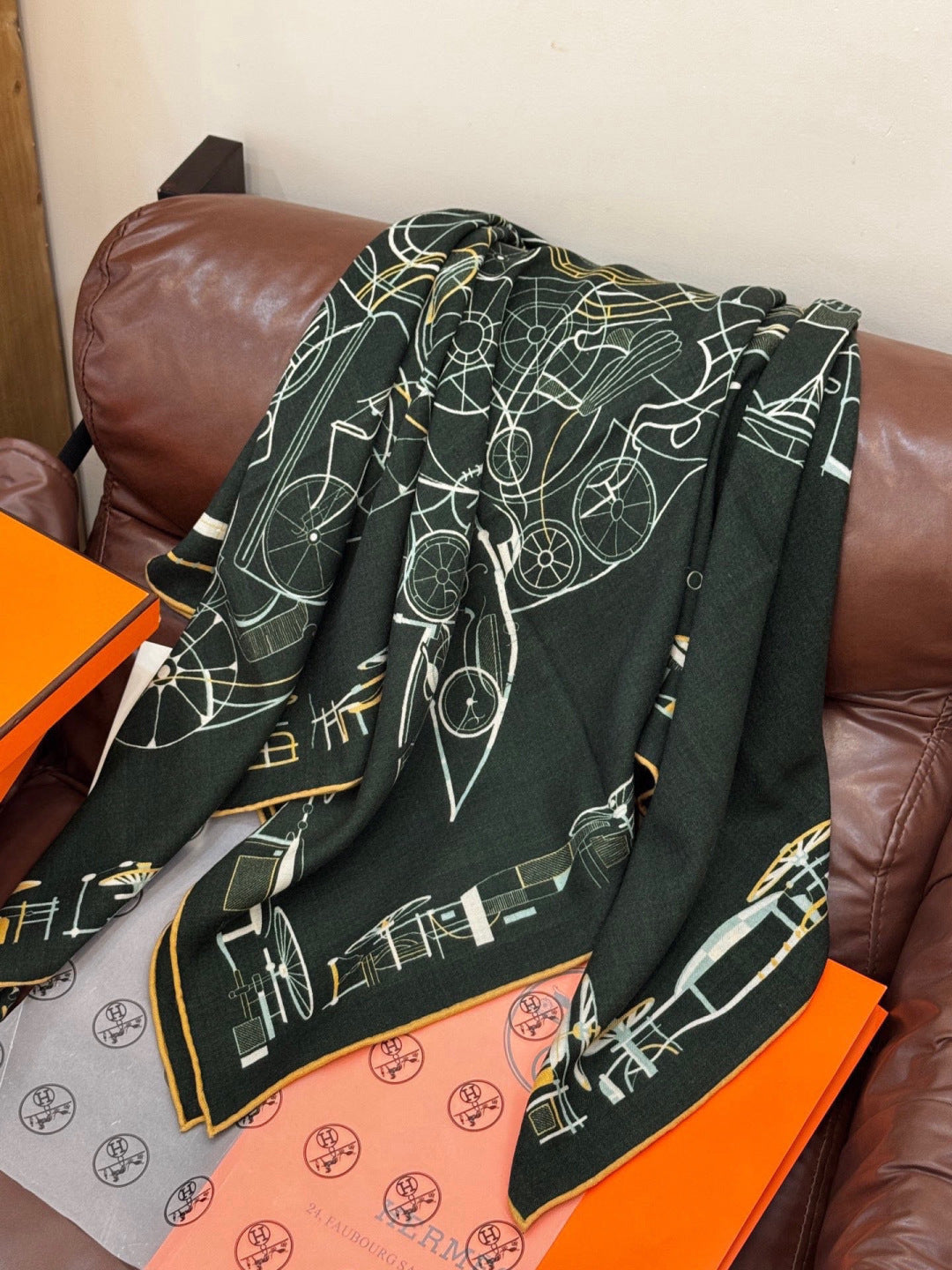 HM 25s Amazing Reversible Scarf 140cm Dark Green Cashmere Silk 970959