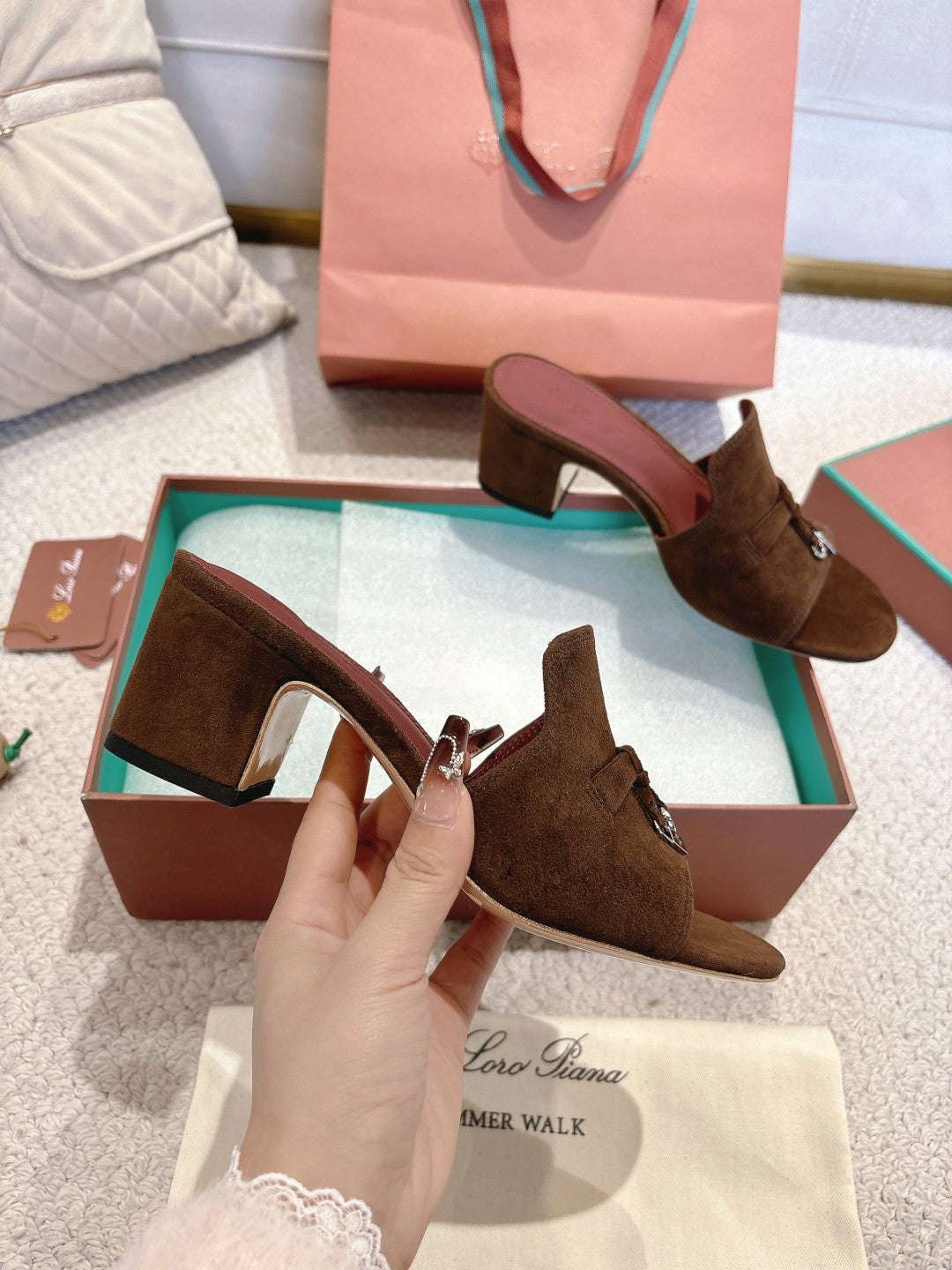 LP 25 Summer Charm Sandal 55 Dark Brown Suede
