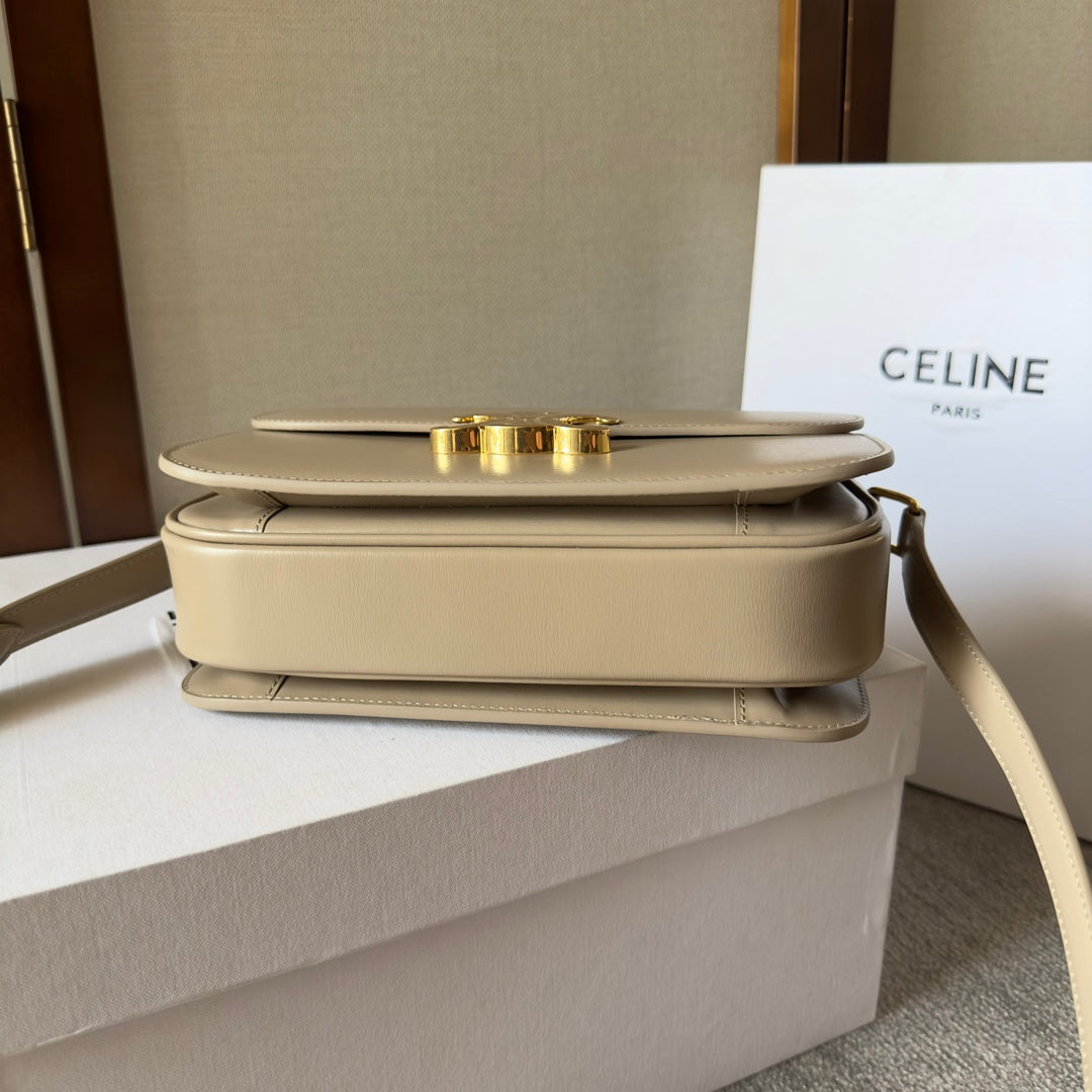 classique triomphe 22 beige calfskin gold hardware