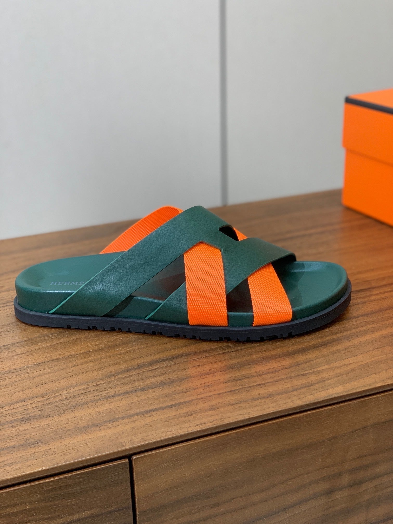 HM Kazimir Sandal Green Orange Frabic Calfskin 294007