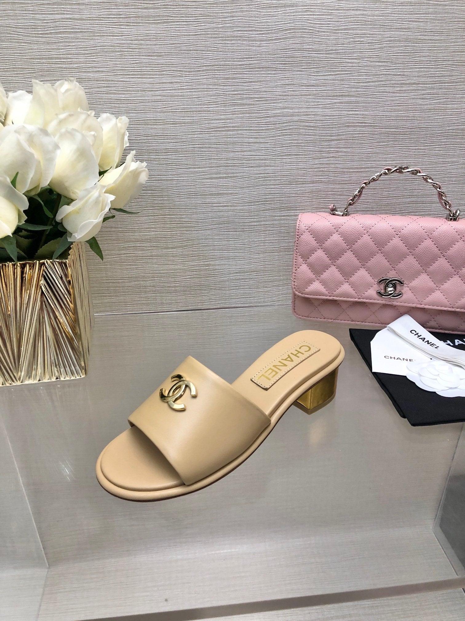 CC 25C Mid Heel Mule Cream Genuine Calfskin 212955