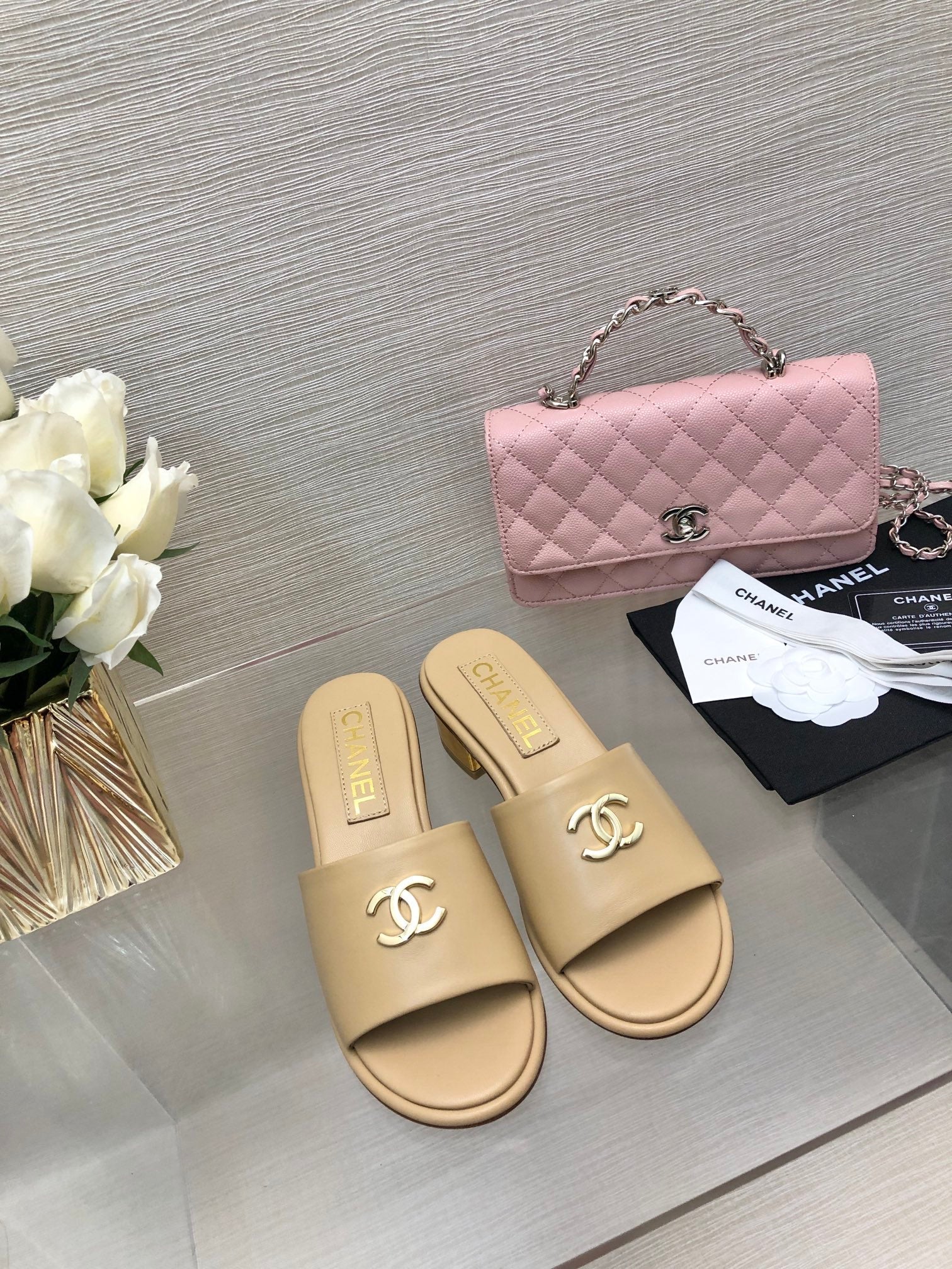 CC 25C Mid Heel Mule Cream Genuine Calfskin 212955