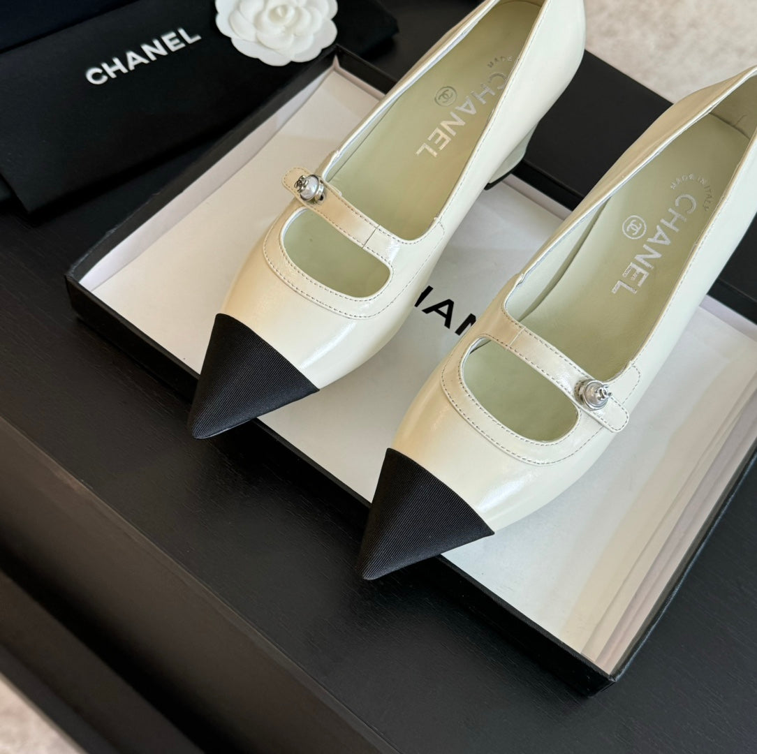 Double C WOMEN'S SHOES SPIRIT TOE White Lambskin