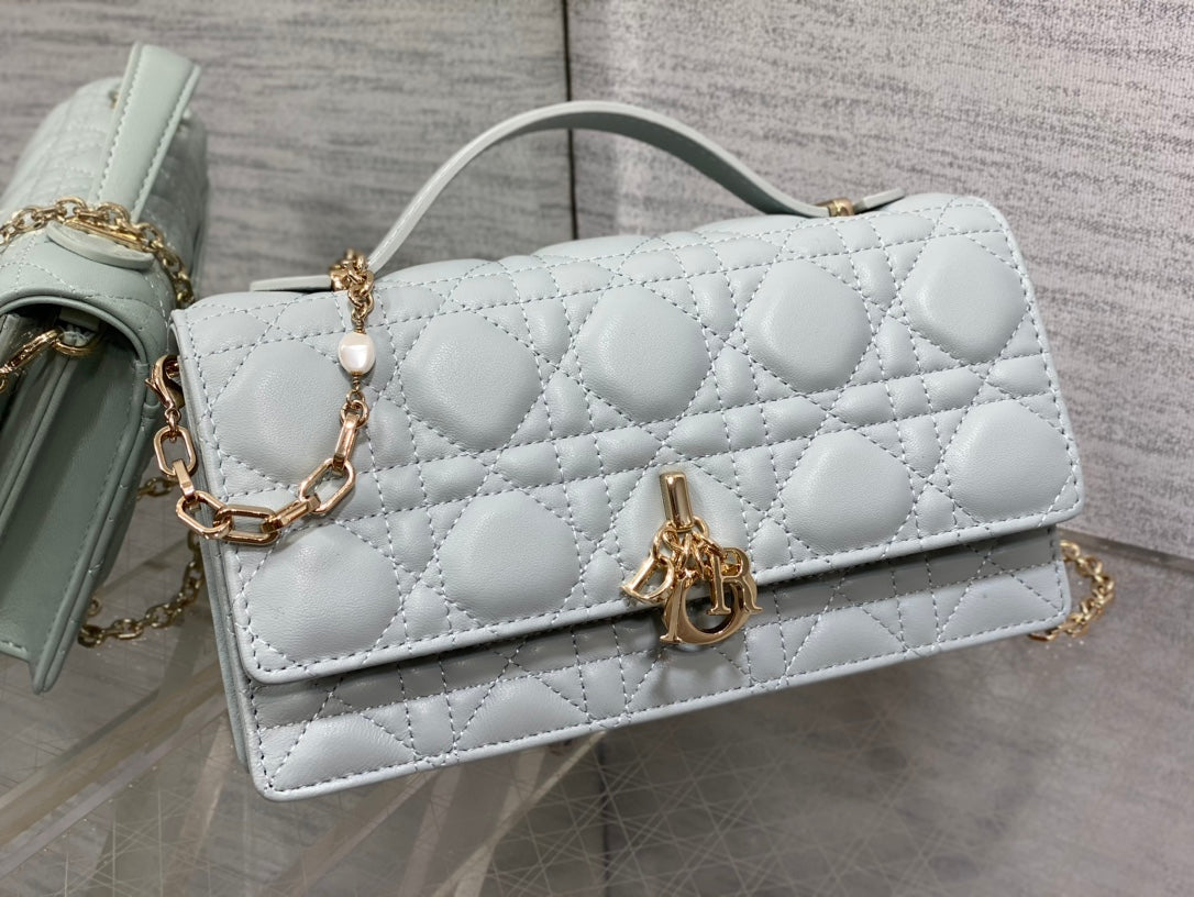 my cd mini 21 light cloud blue lambskin