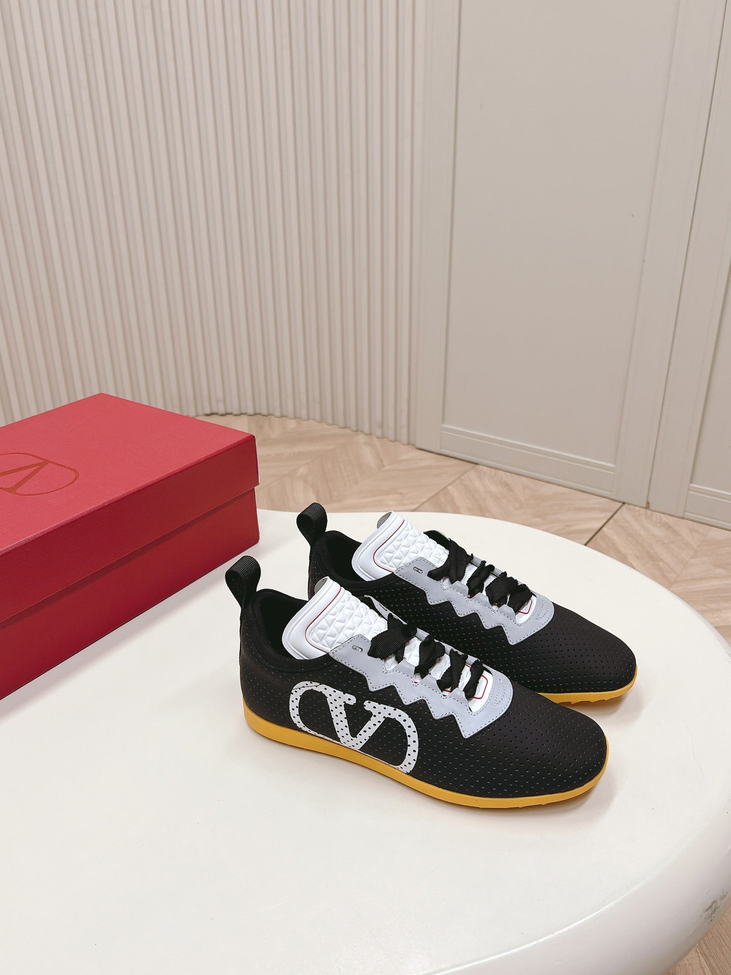Chromathon Sneaker In Black Perforated Lambskin 104151