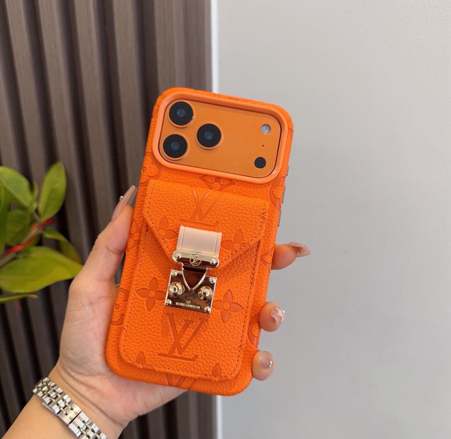 Louis Vuitton Monogram Card Holder Phone Case 400372