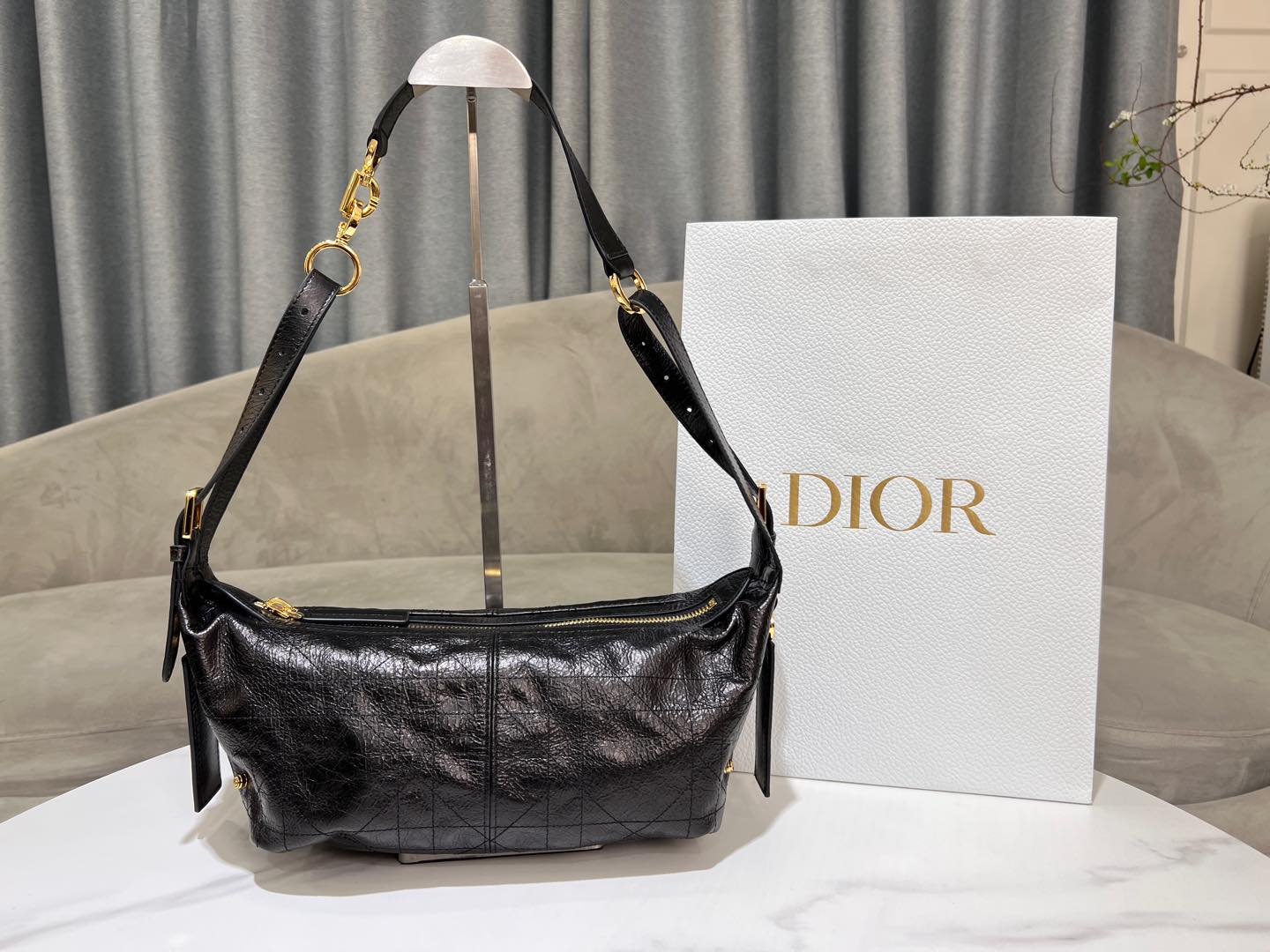 CD  Hobo Bag 23 With Chain Black Wrinkled Calfskin