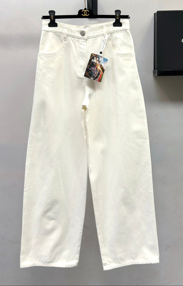 Chanel 2026 Straight-Leg Jeans White Cotton 397712