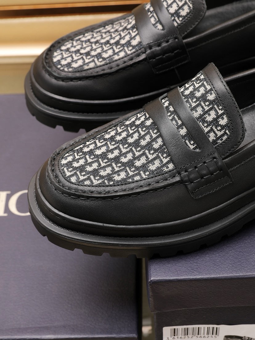 CD EXPLORER LOAFER BLACK AND WHITE JACQUARD