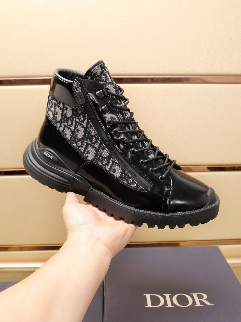 CD COMBAT ANKLE BOOT BLACK AND BEIGE POLISHED CALFSKIN