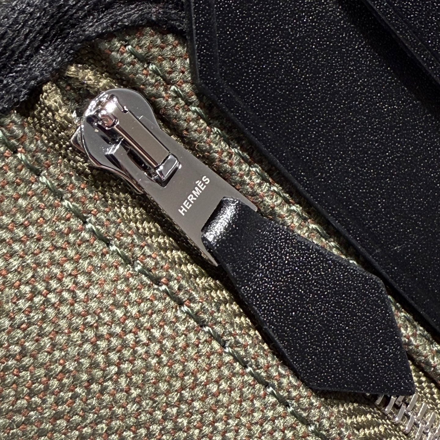 HM Herbag Silver Buckle 20 Army Green Canvas and Hunter Cowhide 243350