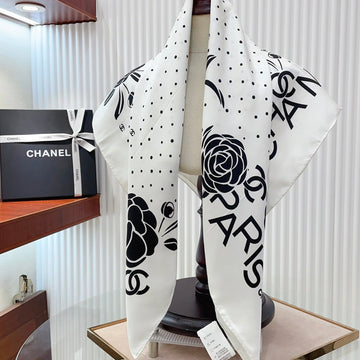 CC Square Scarf 90 CM In White Polka Dot Black Camellia Silk Twill 288722