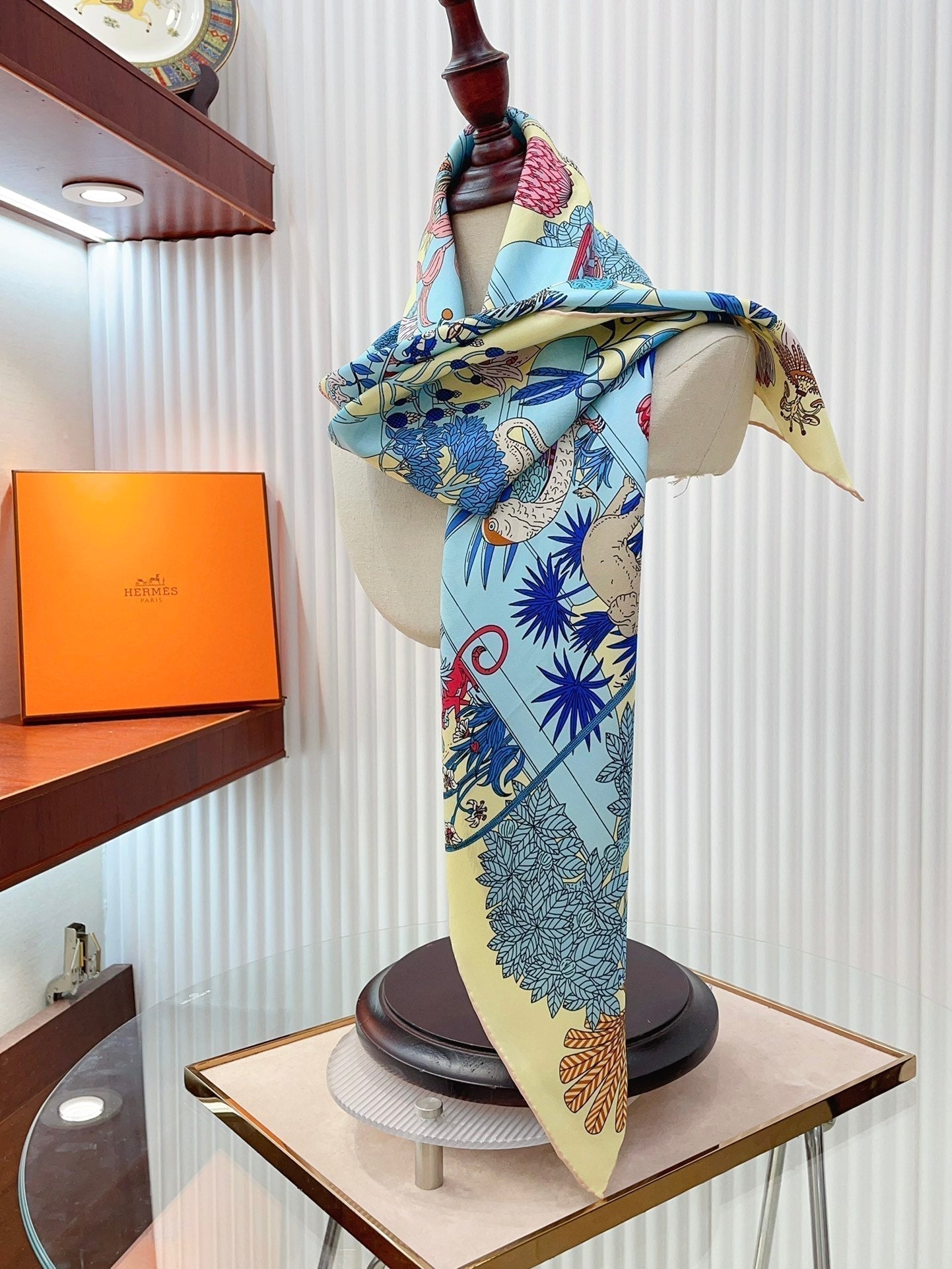Precious Paradise Scarf 90 CM In Colorful Silk Twill  234593