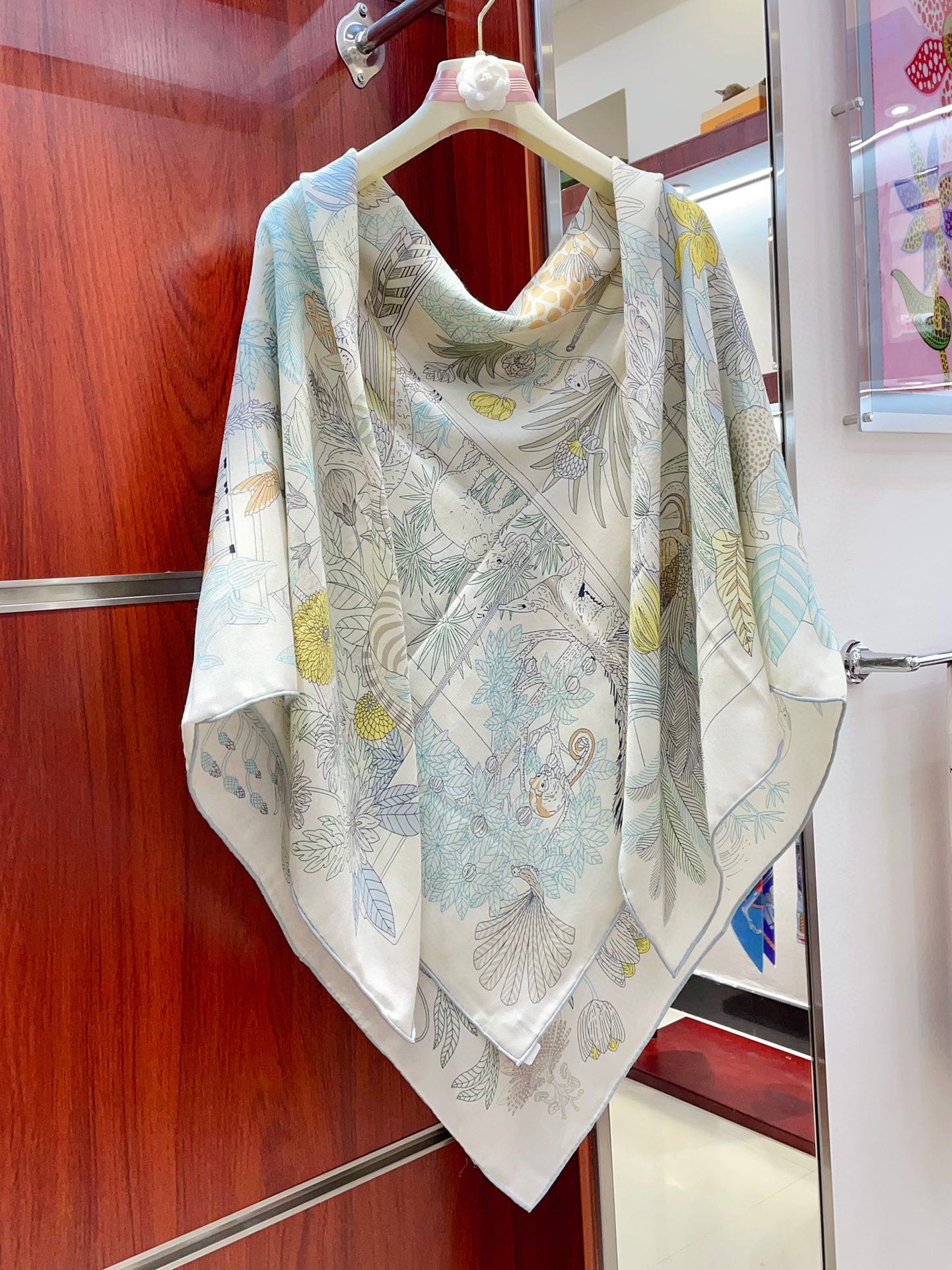 PRECIOUS PARADISE SCARF 135 CM IN COLORFUL CASHMERE AND SILK 379792