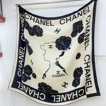 CC Square Scarf 140 CM In White Mix Black Cashmere Silk 389993