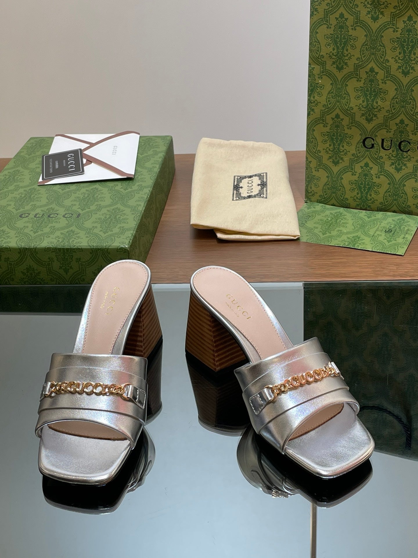 GG SIGNORIA SLIDE SANDAL SILVER DENIM