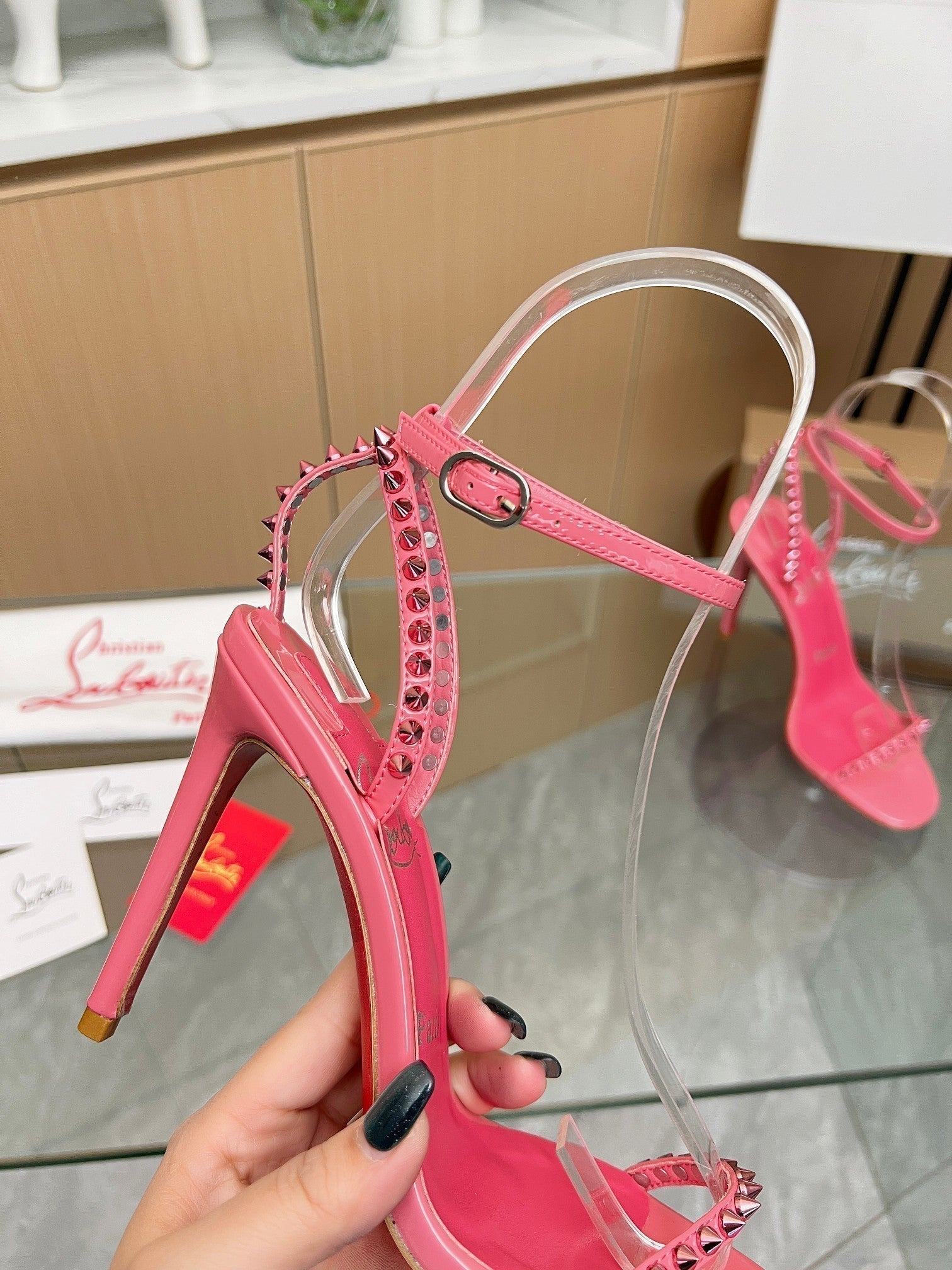 CL So Me 105 mm Strappy Sandal Pink Imported Rivets with Sheepskin 251022
