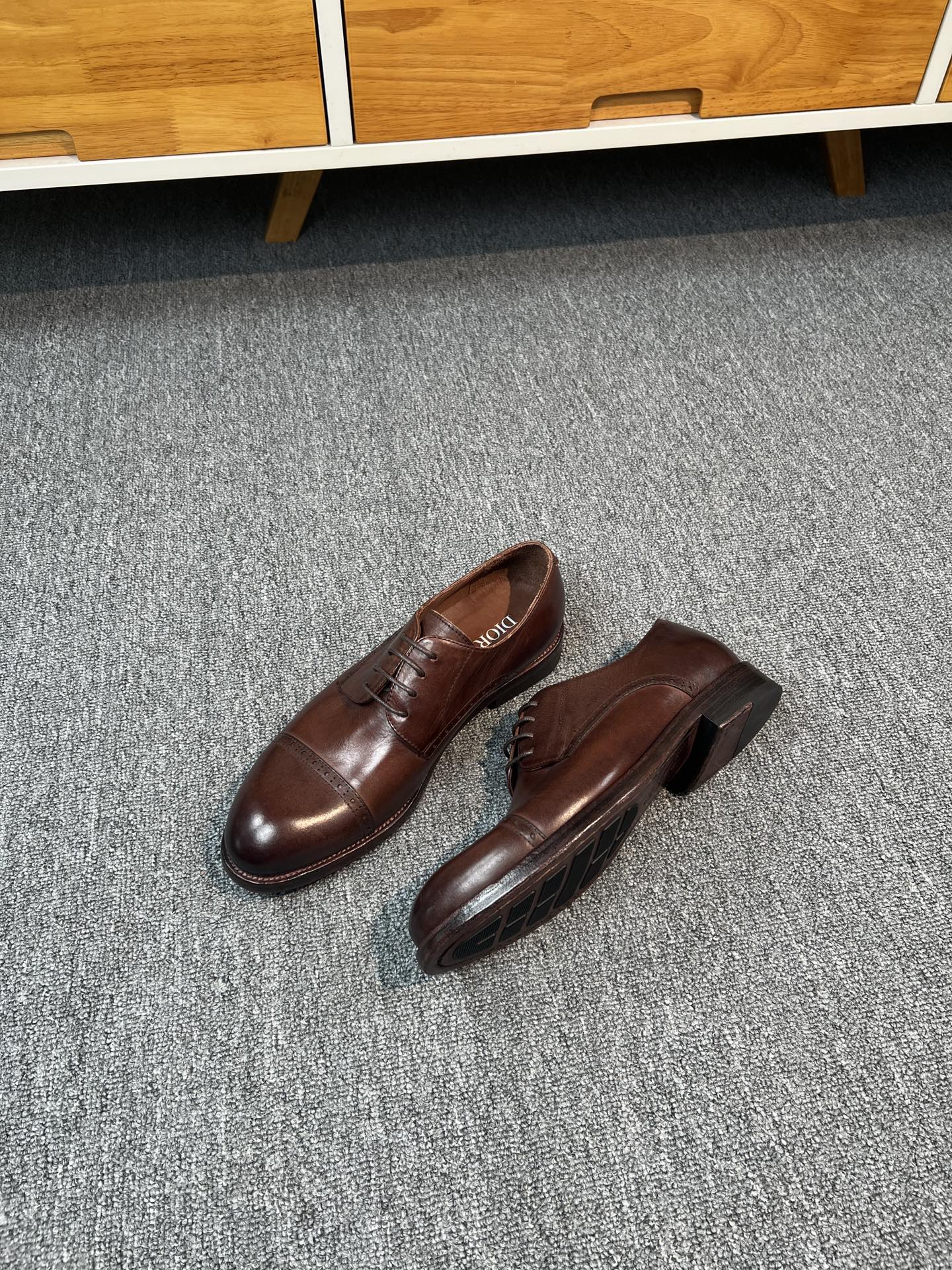 CD TIMELESS OXFORD SYRUP EMBOSSED CALFSKIN