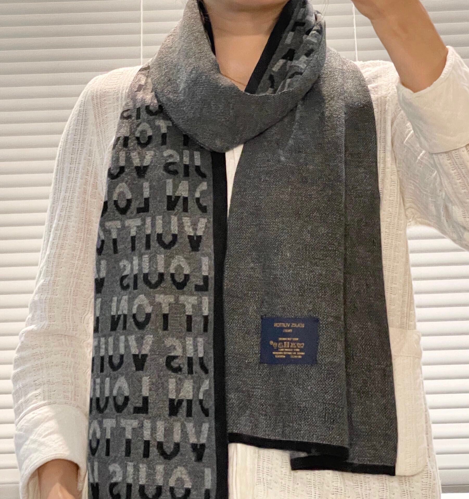 Scarf