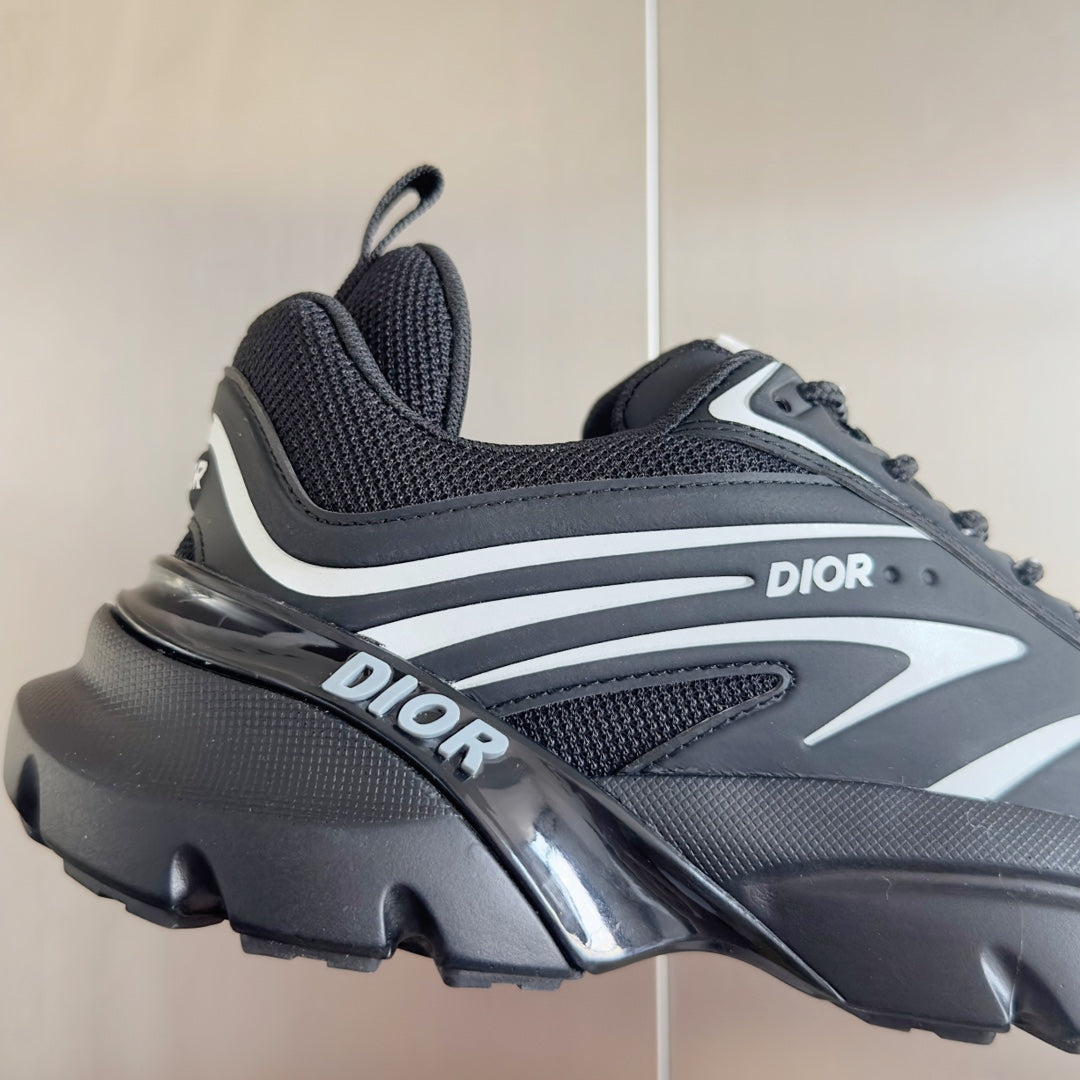 CD B32 SNEAKER BLACK CALFSKIN
