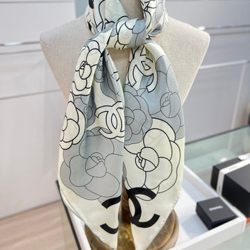 CC Square Scarf 90 CM In Grey Black And White Camellia Logo Print Silk Twill 288739