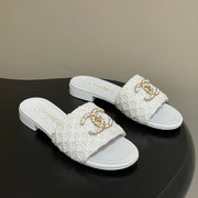 CC 26s Flat Slippers White Fabric Sheepskin 649491