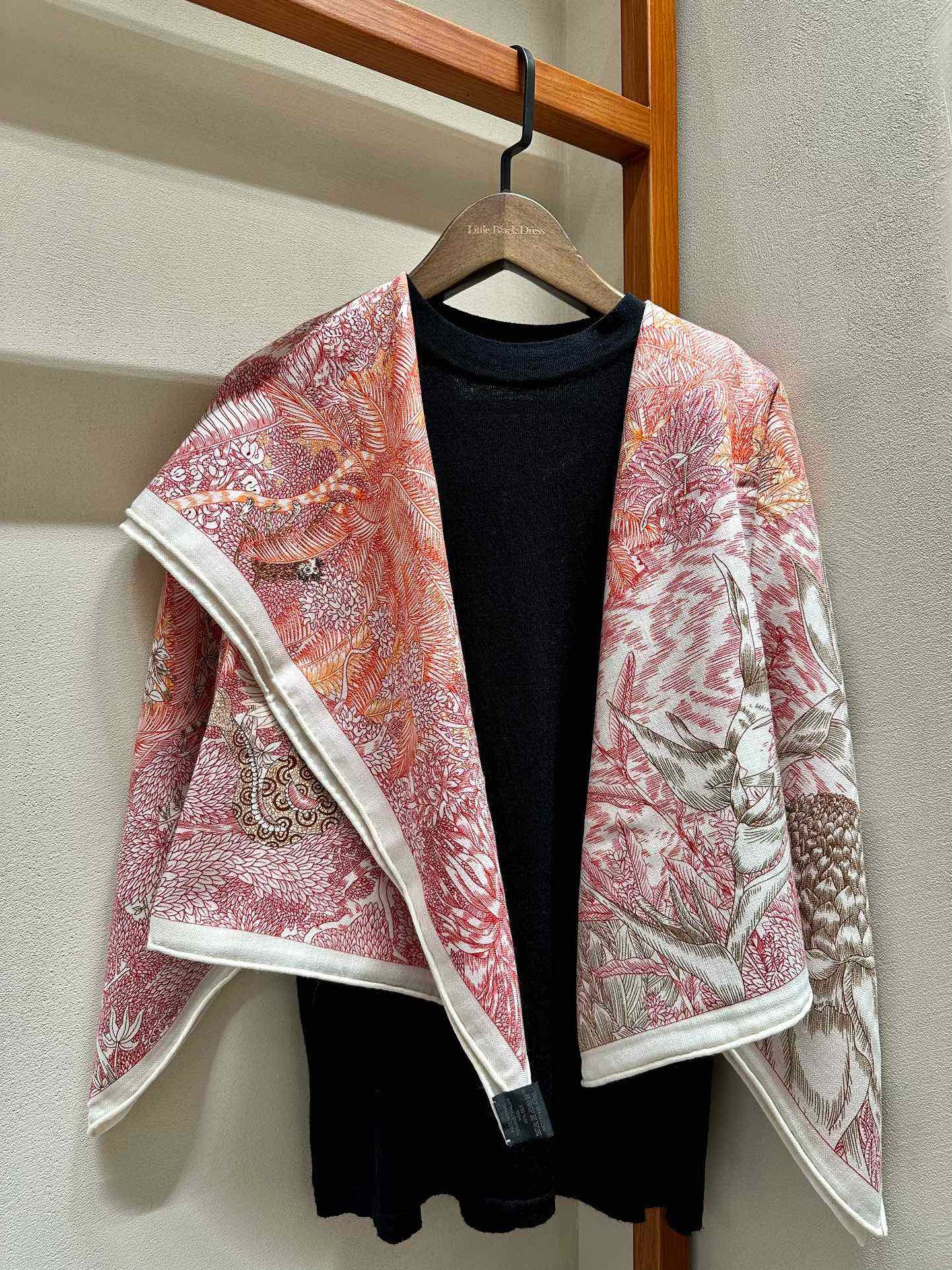 FAUBOURG TROPICAL SHAWL 140 CM IN COLORFUL CASHMERE AND SILK 379772