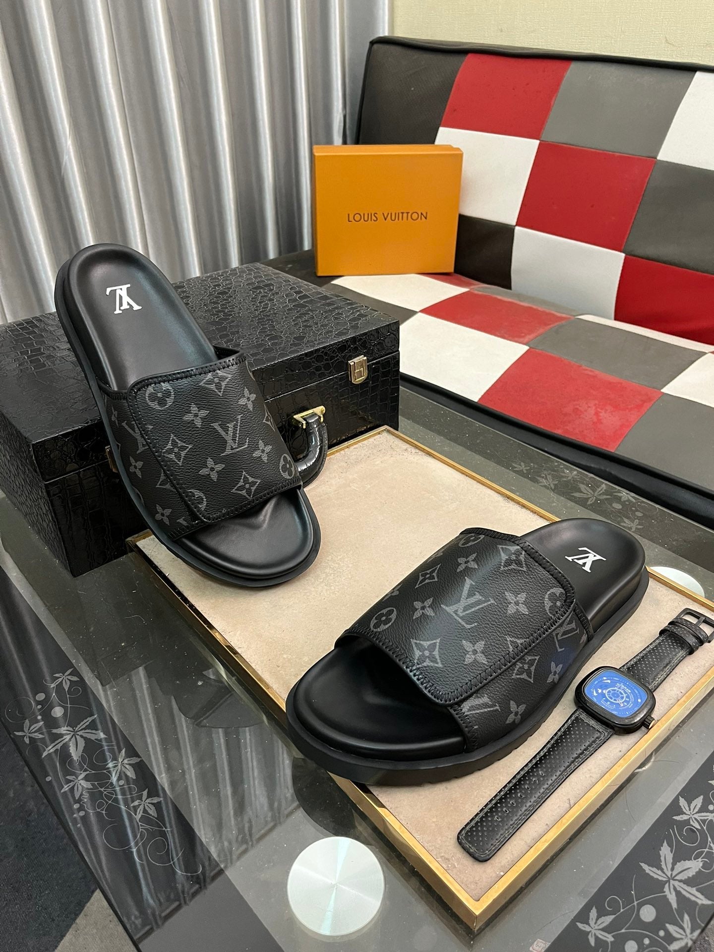 WATERFRONT MULE IN BLACK MONOGRAM RUBBER